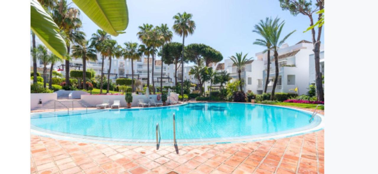 Elviria Playa White Pearl Beach Marbella Exterior photo