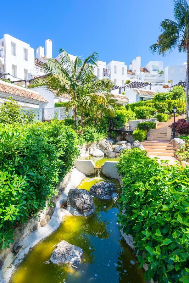 Elviria Playa White Pearl Beach Marbella Exterior photo