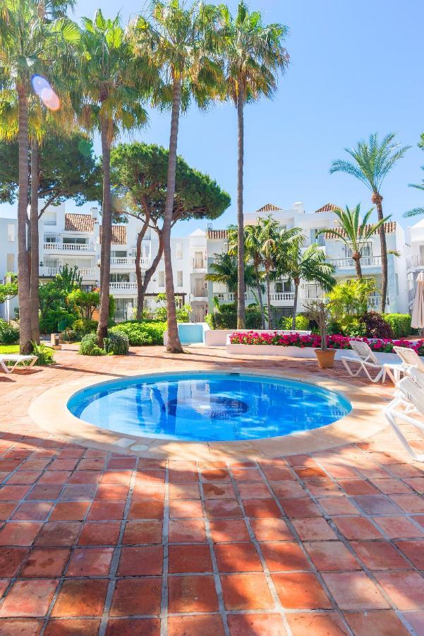 Elviria Playa White Pearl Beach Marbella Exterior photo