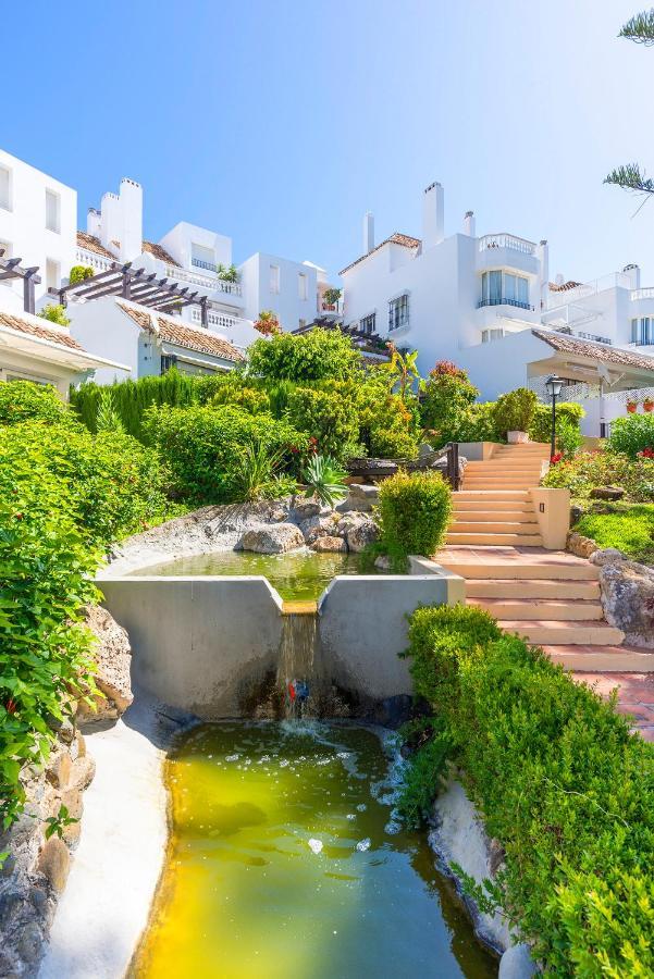 Elviria Playa White Pearl Beach Marbella Exterior photo
